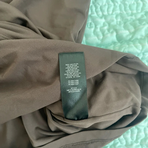 Aritzia Babaton Sculpt Knit Squareneck Mini Dress Mocha Brown - Picture 8 of 9